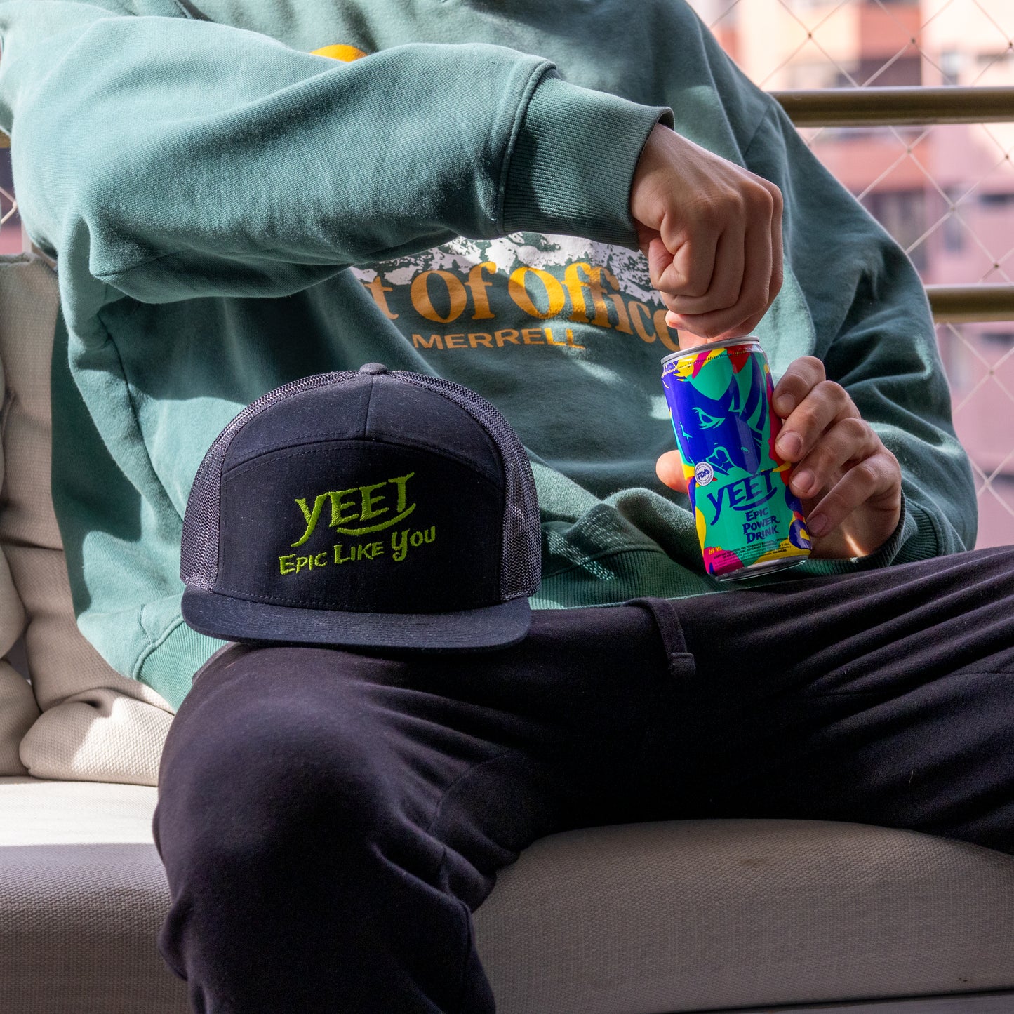 Gorro Jockey Snapback R168 Yeet Logo Bordado Talla Única